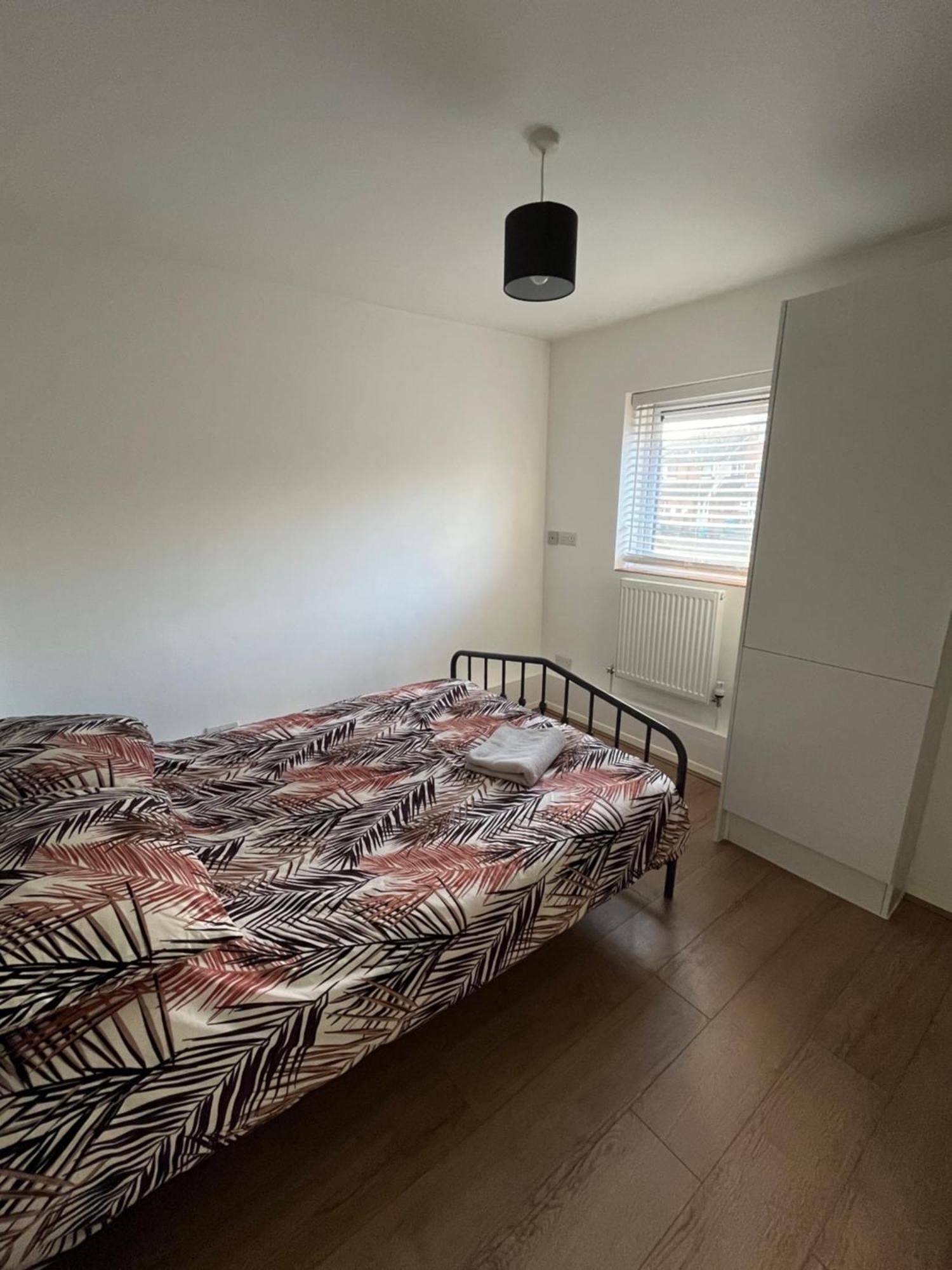 Immaculate 2 Bed Flat With Free Parking! Watford (Hertfordshire) Exterior foto